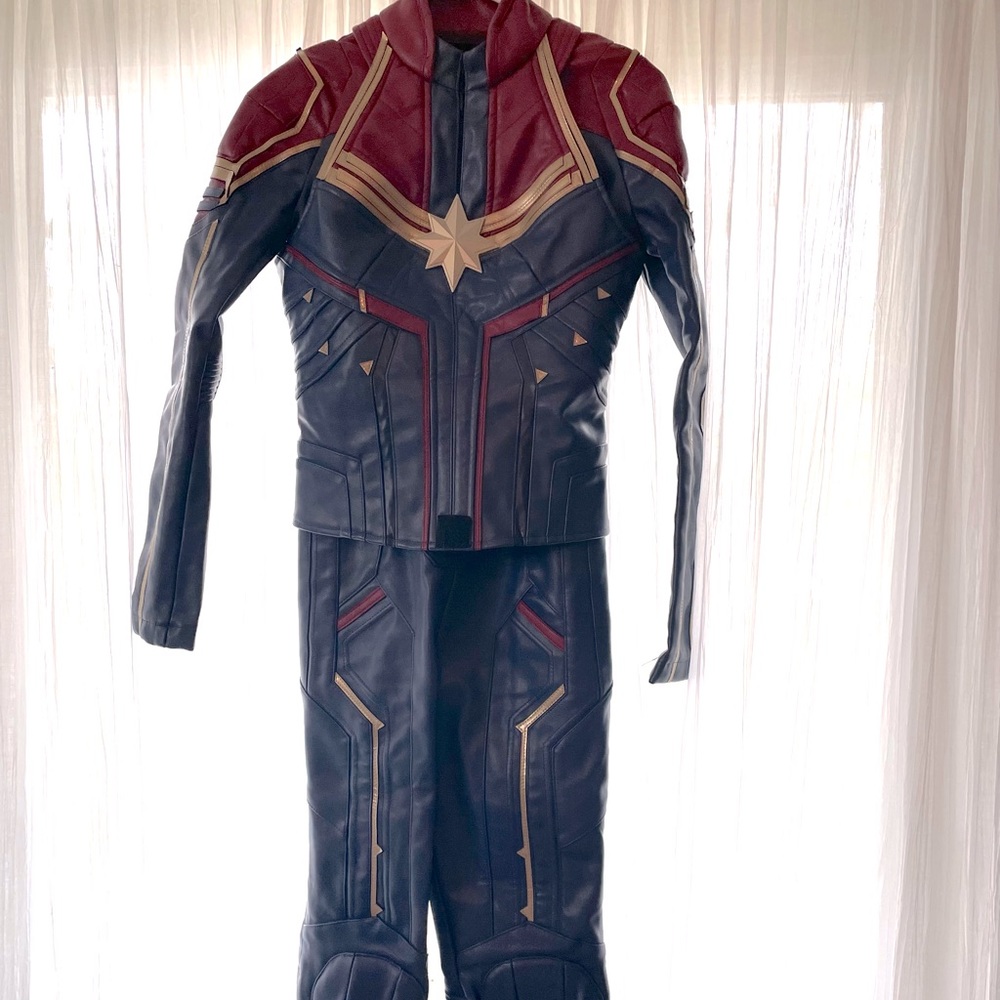 Captain Marvel Costume